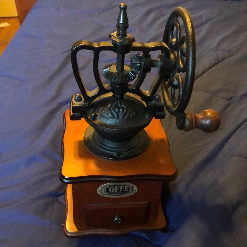 HuesNBrews Coffee Grinder